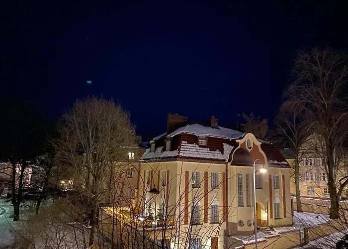 Gella Armfeltintie 18 *